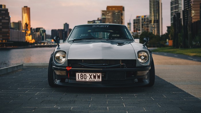Grey Nissan Fairlady Z sports car with bolt-on fender flares