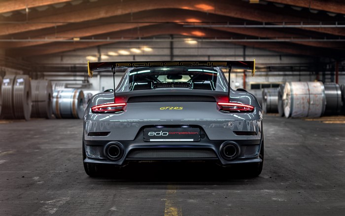 Porsche GT2 RS EDO Competition rear view