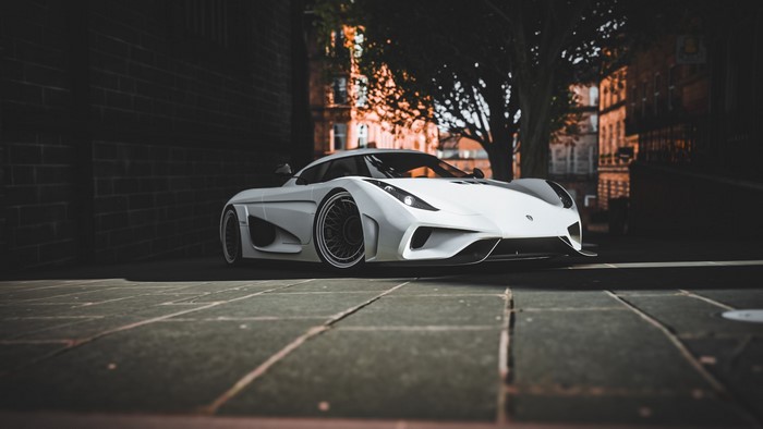 White Koenigsegg Regera in Forza Horizon 4