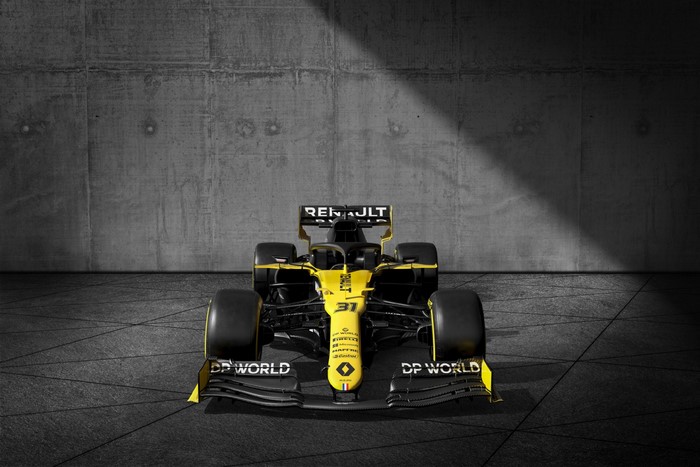 Renault R.S.20 Formula 1 car frontal view