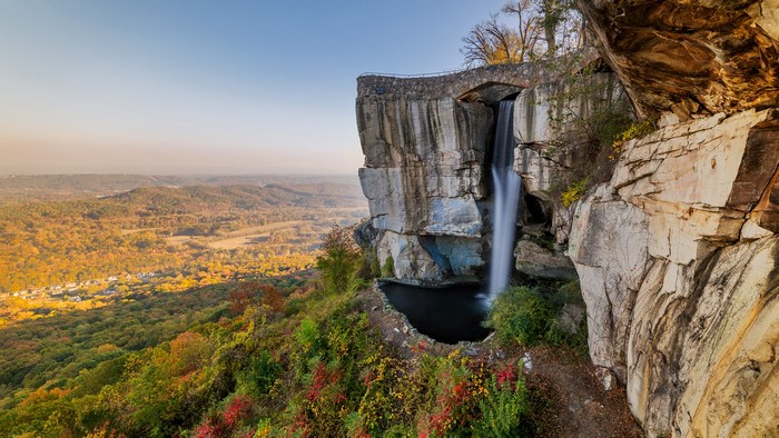 Waterfall cascading over a cliff at Lookout Mountain in fall