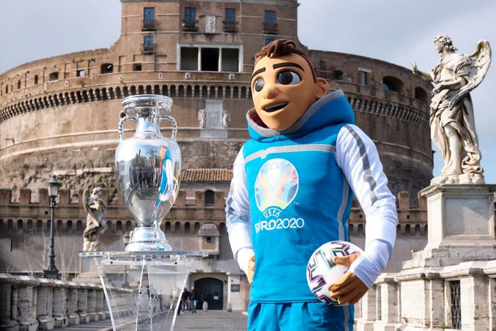 UEFA EURO 2020 Mascot Skillzy with Trophy