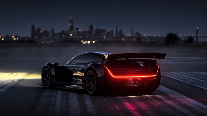 4K Czinger 21C supercar at night