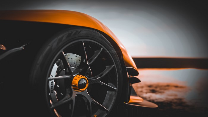 Apollo Intensa Emozione car wheel and fender