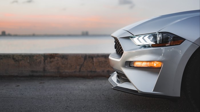 4K Ford Mustang silver car headlights