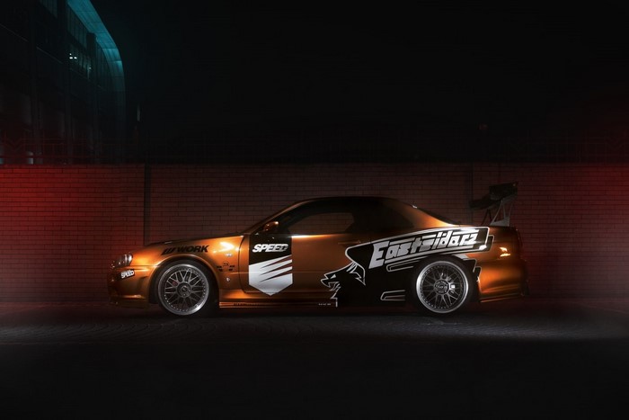 2002 Nissan Skyline GT-R V-SPEC II East Siders