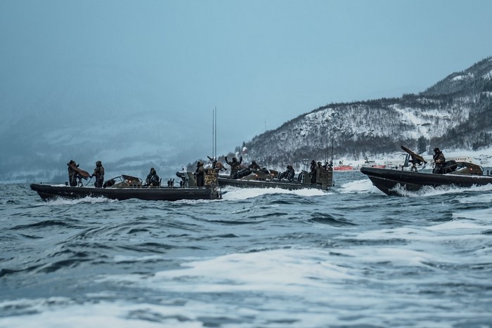 Military training in winter Norway
