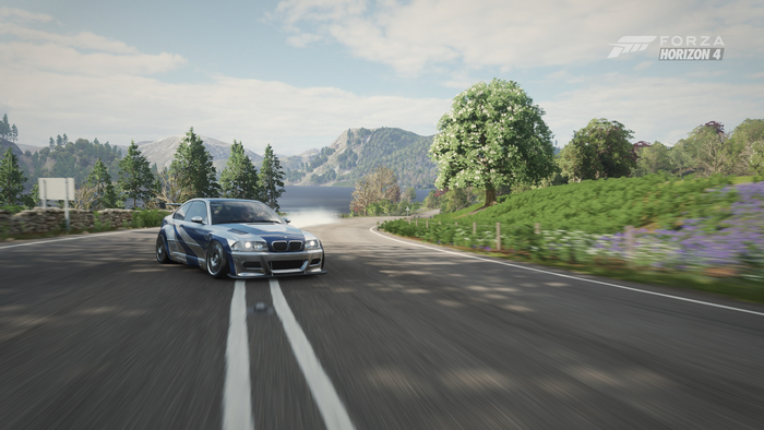 BMW M3 E46 GTR drifting in Forza Horizon 4