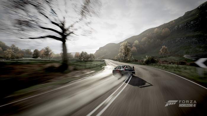 Mitsubishi Lancer Evolution VIII drifting in Forza Horizon 4