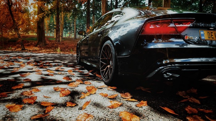 Audi RS7 in Forza Horizon 4 during fall