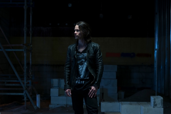 Myles Kennedy in Leather Jacket