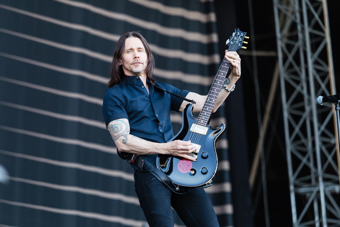 Myles Kennedy 4K Playing Guitar