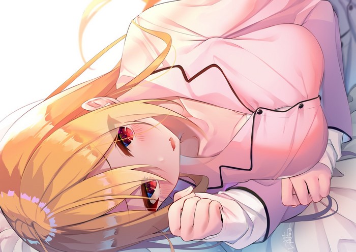 Anime girl with blonde hair and red eyes in pajamas