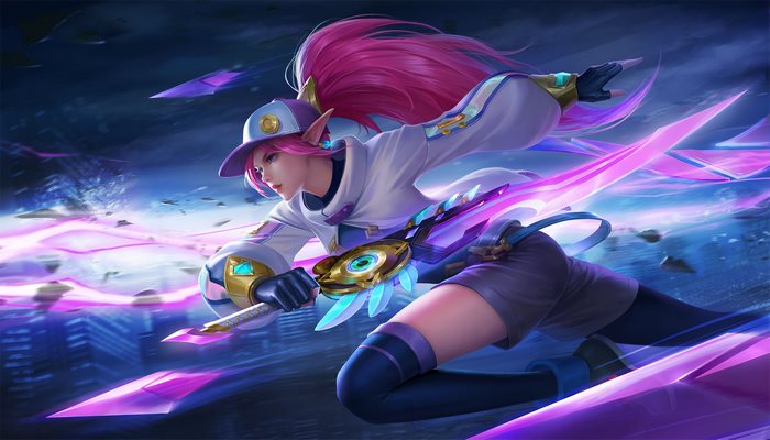 Girl with pink hair and sword in Heroes Evolved