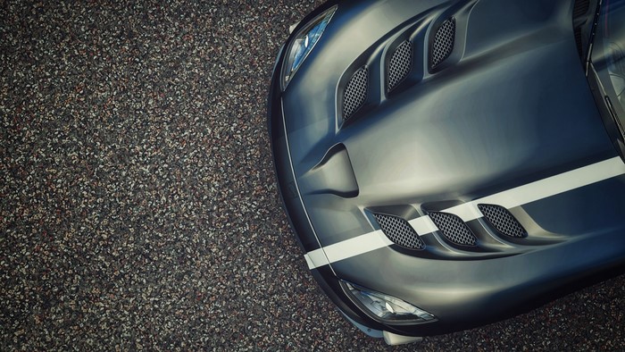 Dodge Viper ACR on asphalt