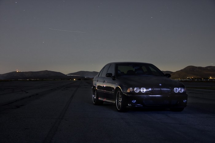 BMW E39 5 Series Sedan at Night