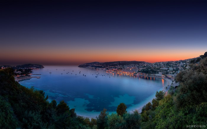 4K Bay Landscape with Town at Dusk