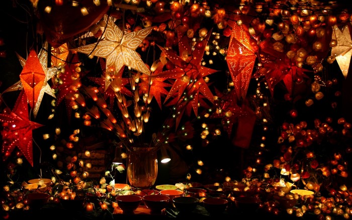 Christmas star lanterns and lights