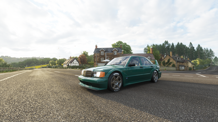 Green Mercedes-Benz 190 E 2.3-16 in Forza Horizon 4