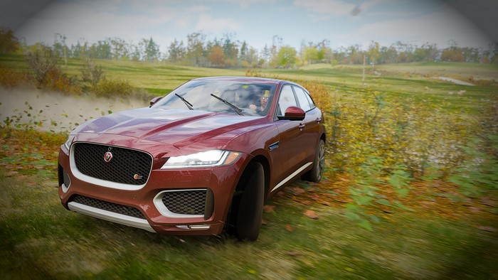 4K Red Jaguar Car in Forza Horizon 4
