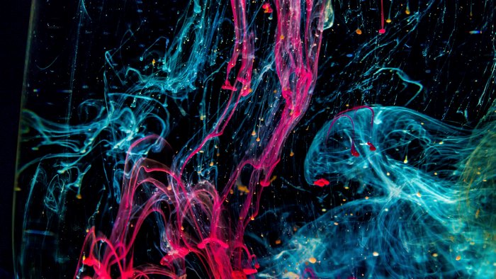 Abstract Blue and Pink Smoke 4K