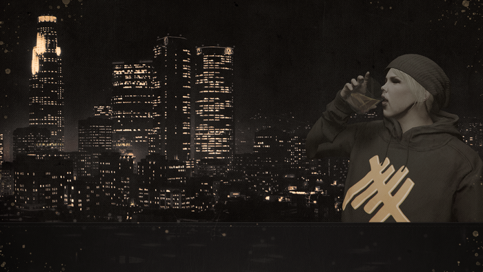 GTA5 - Woman drinks in Los Santos at night