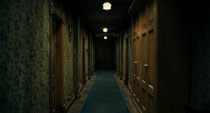 Hallway from Doctor Sleep