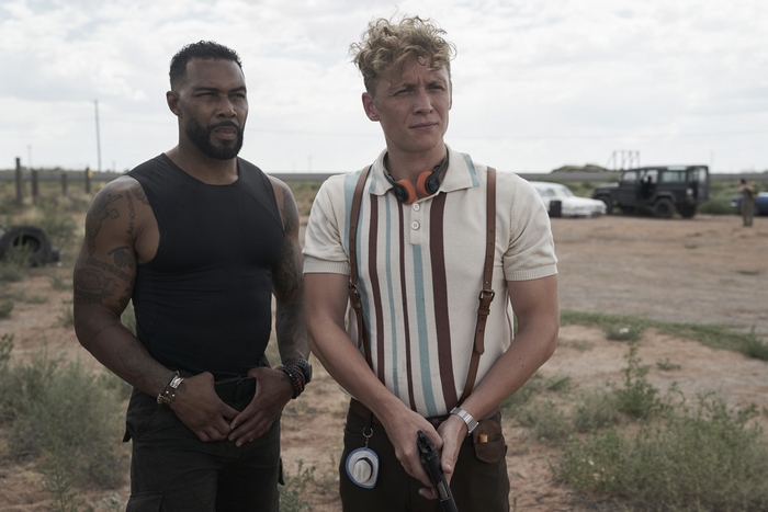 Omari Hardwick and Matthias Schweighöfer in Army of the Dead