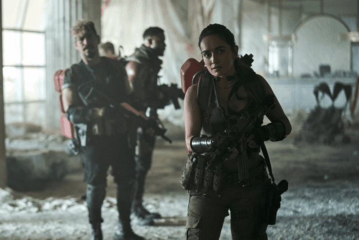 Ana de la Reguera as Maria Cruz in Army of the Dead