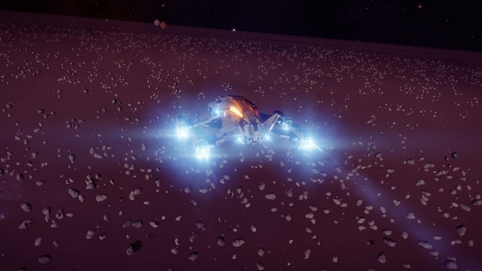 Elite: Dangerous spaceship in asteroid field