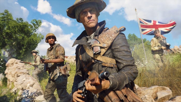 Soldiers in uniform with British flag in Battlefield V