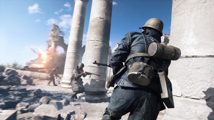 Soldiers in Battlefield V during combat