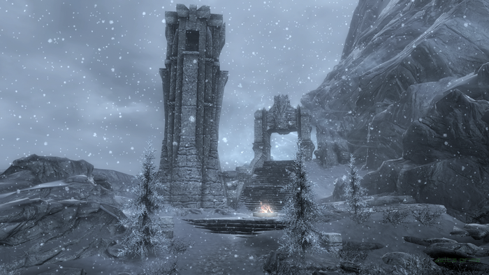 The Elder Scrolls V: Skyrim snowy mountain ruins