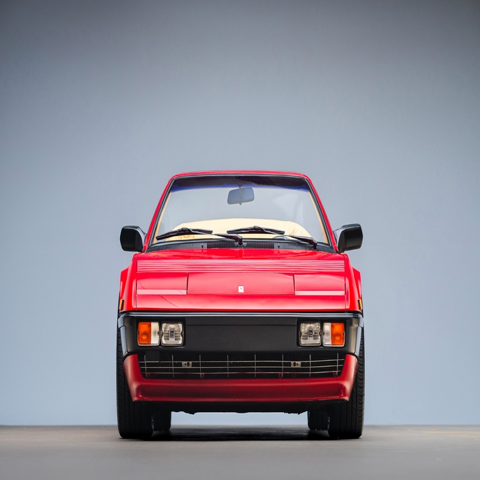 1984 Ferrari Mondial Quattrovalvole Front View