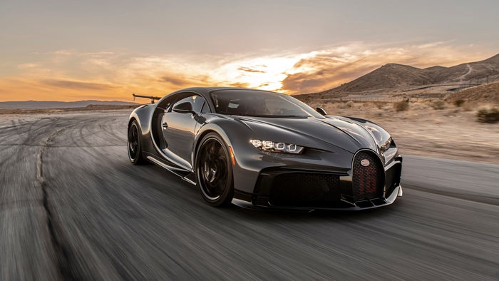 Bugatti Chiron Sport driving on a desert road