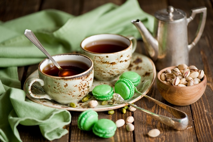 Tea and Pistachios with Macarons