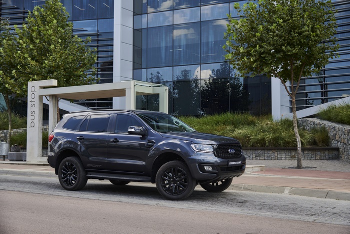 Ford Everest Sport SUV parked near a bus stop
