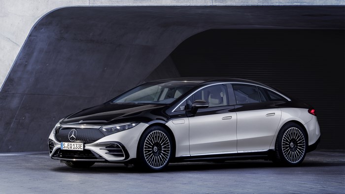 Mercedes-Benz EQS 4K Luxury Electric Car