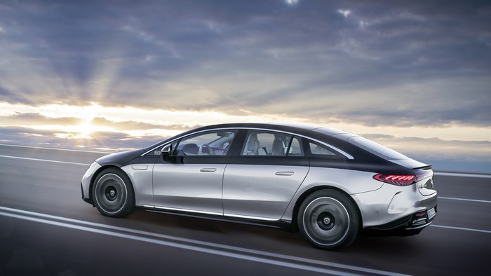 Mercedes-Benz EQS 4K electric luxury car driving