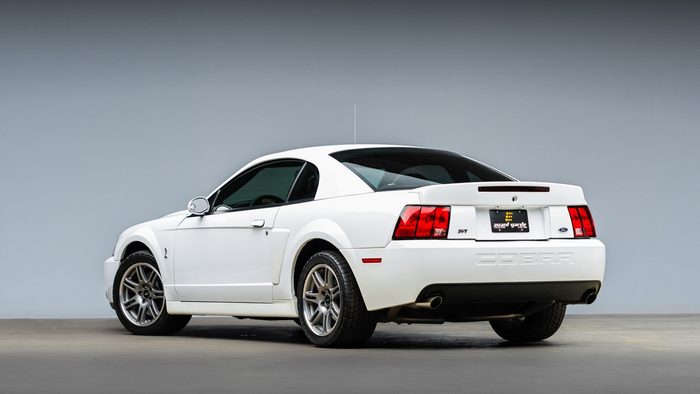 2004 Ford Mustang SVT Cobra Coupe