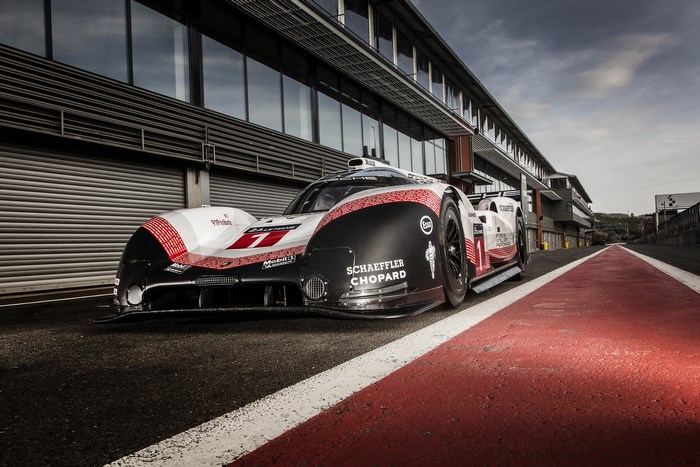 Porsche 919 Hybrid Evo race car on track