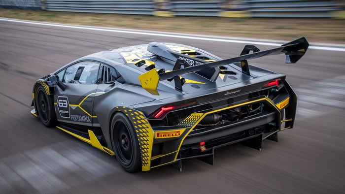 Lamborghini Huracán Super Trofeo EVO race car on track