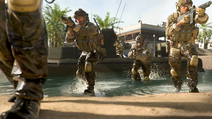 Call of Duty: Modern Warfare 2 soldiers in water