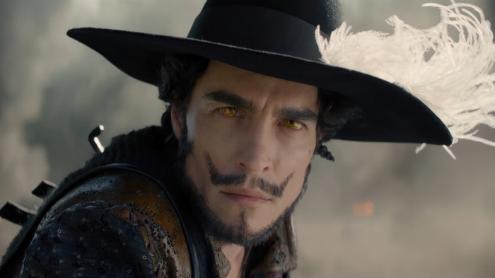 Dracule Mihawk Live Action 4K