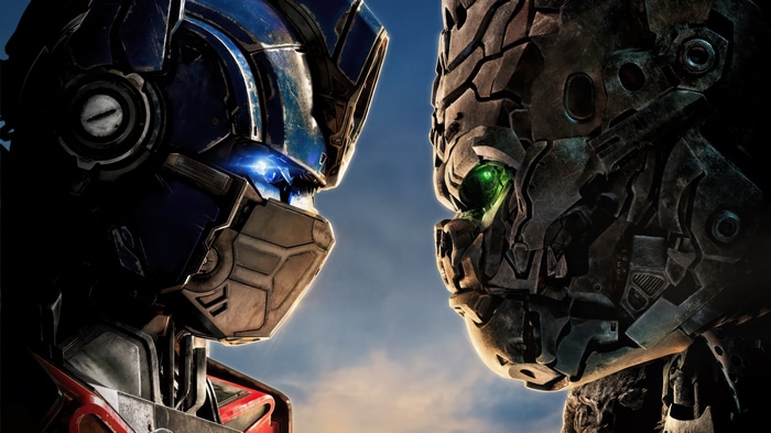 Optimus Prime and Optimus Primal face off in 4K