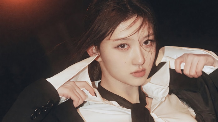 IVE Gaeul in a black suit and white shirt