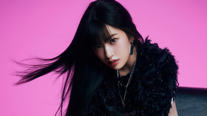 Yujin from IVE in 4K
