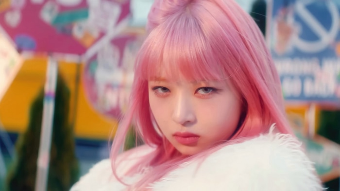 Rei from IVE in Kitsch 4K