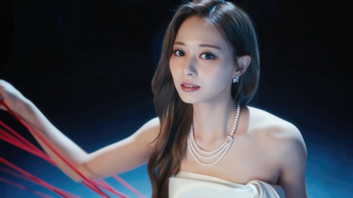 Tzuyu from TWICE in 4K