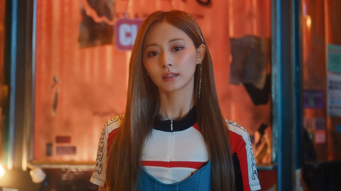 Tzuyu from TWICE in 4K